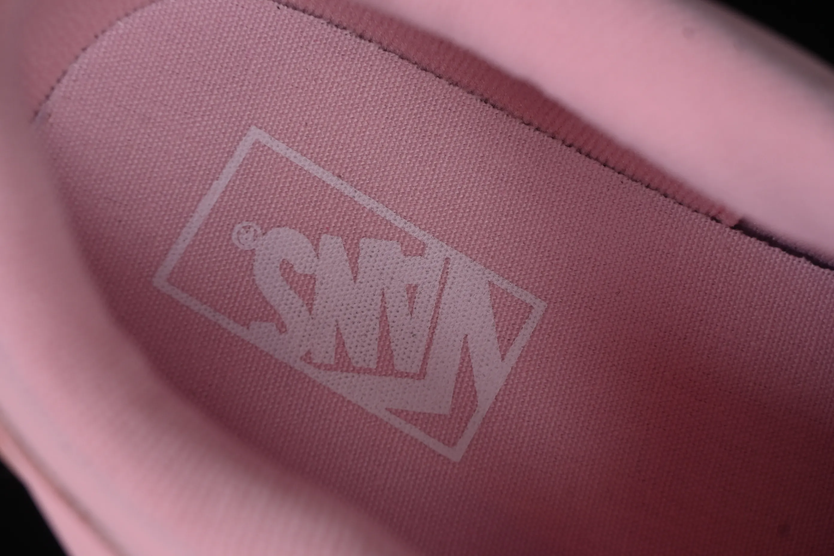 All categories Vans Vans series Vans Low Vans low-top Vans Knu Skool Vans low-top retro casual fat bread shoes VN0009QCWBL